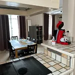 아파트 램버서더 콜 마르 센터