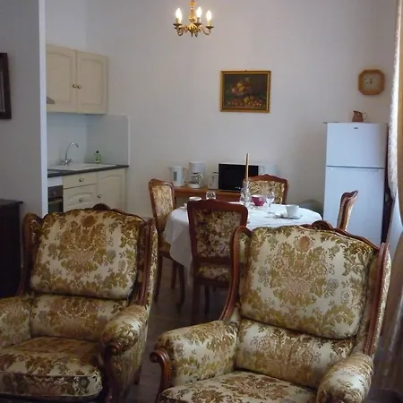 L'ambassadeur - Centre *